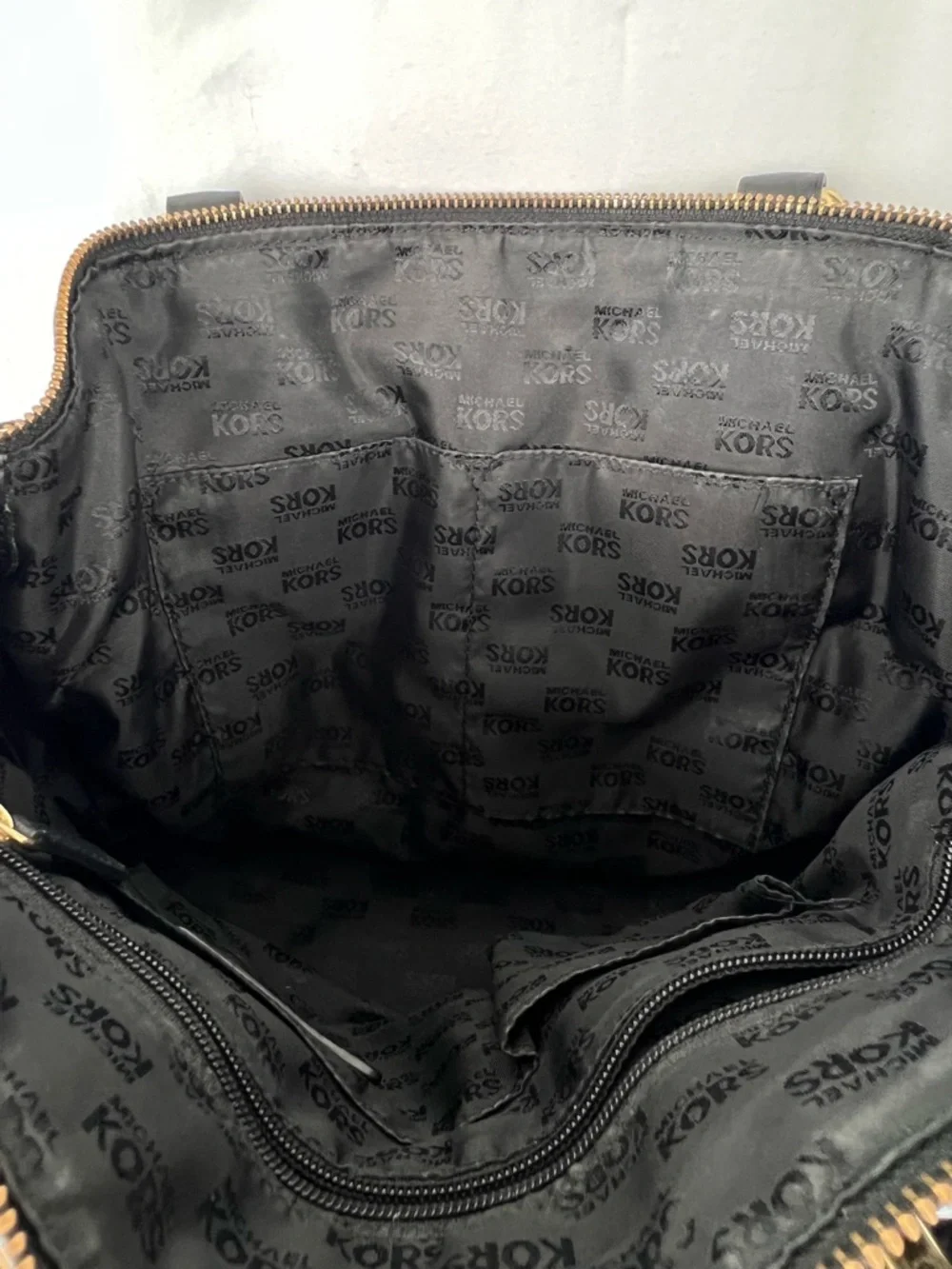 Michael Kors Large Black Hudson Satchel Tote Purse Pebbled Leather Gold